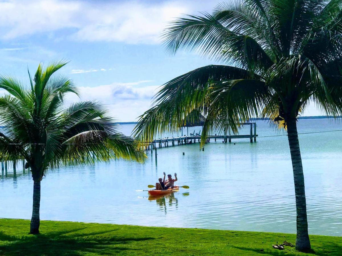 Tilt-Ta-Dock Resort Belize Corozal Town Esterno foto