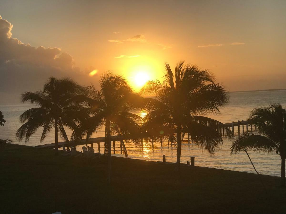 Tilt-Ta-Dock Resort Belize Corozal Town Esterno foto