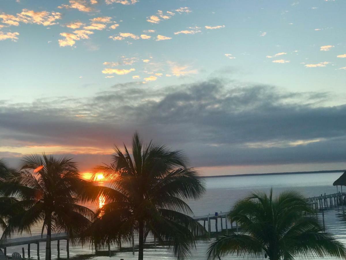 Tilt-Ta-Dock Resort Belize Corozal Town Esterno foto